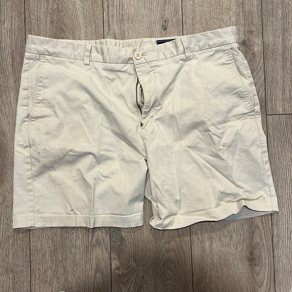 Tan Khaki Vineyard Vines Breaker Shorts size 40